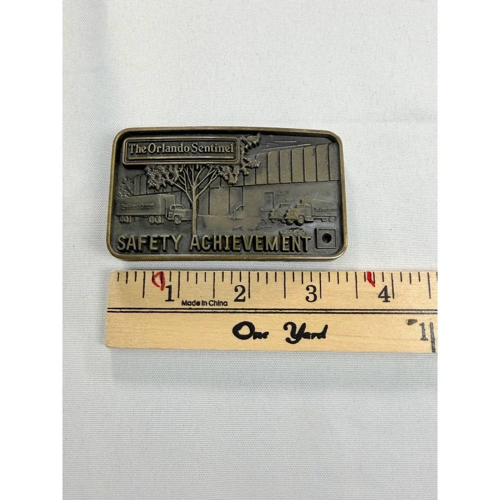 Vintage Orlando Sentinel Safety Achievement Buckle Award‎ Trucking Newspaper